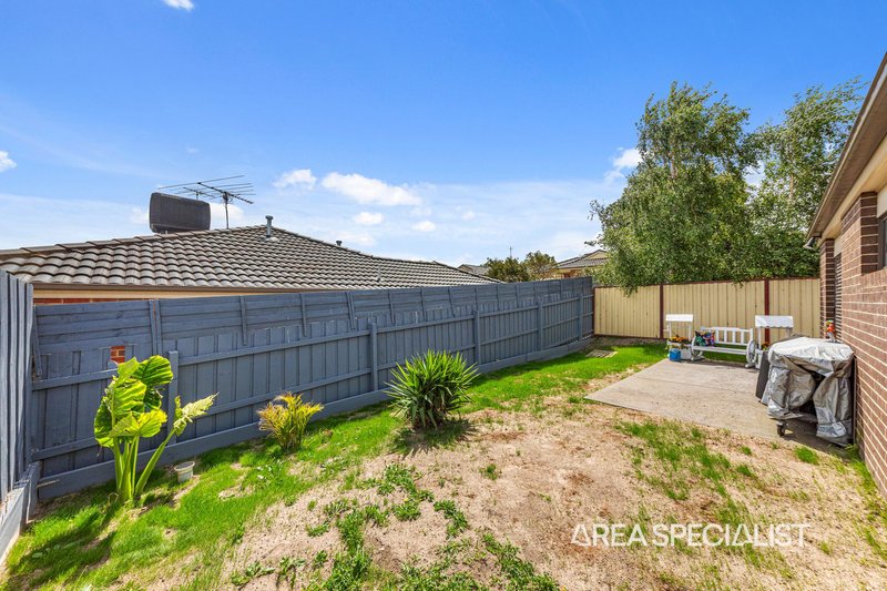 Photo - 15 Alapont Close, Pakenham VIC 3810 - Image 17