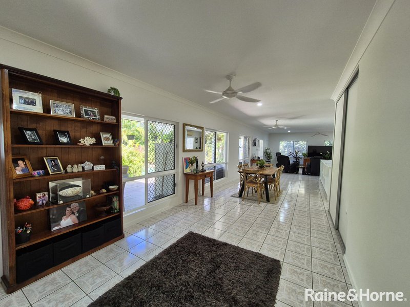 Photo - 15 Albatross Close, Cooya Beach QLD 4873 - Image 11