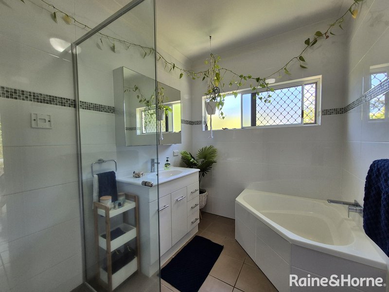 Photo - 15 Albatross Close, Cooya Beach QLD 4873 - Image 17