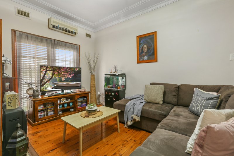 Photo - 15 Albert Street, Unanderra NSW 2526 - Image 4