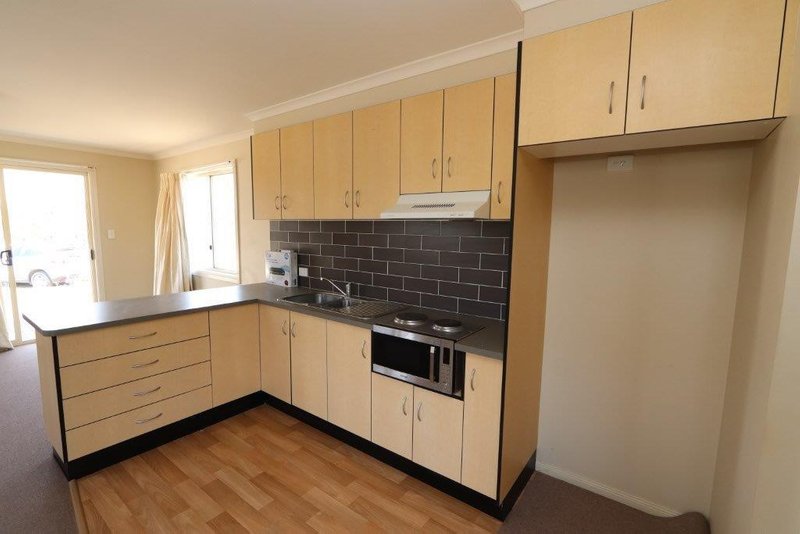 Photo - 15 Albury Street, Ashford NSW 2361 - Image 3