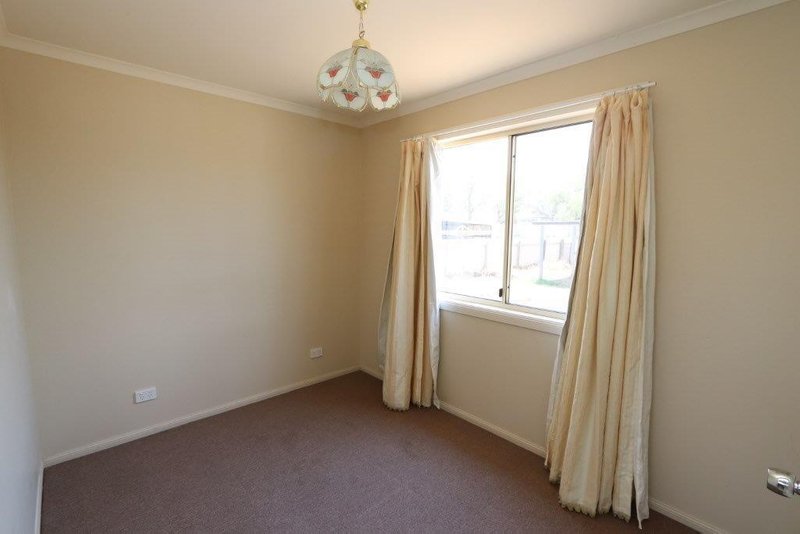 Photo - 15 Albury Street, Ashford NSW 2361 - Image 4