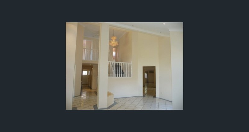 Photo - 15 Alcheringa Place, Robertson QLD 4109 - Image 4
