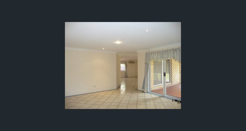Photo - 15 Alcheringa Place, Robertson QLD 4109 - Image 6