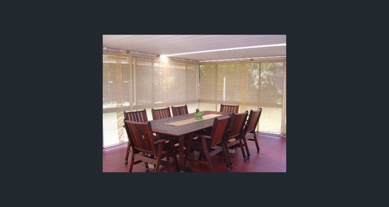 Photo - 15 Alcheringa Place, Robertson QLD 4109 - Image 10