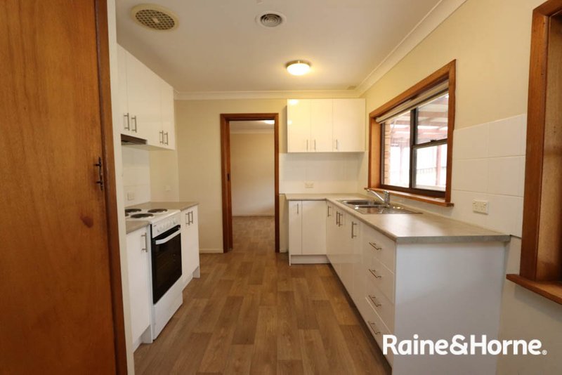 Photo - 15 Alcheringa Road, Kelso NSW 2795 - Image 2