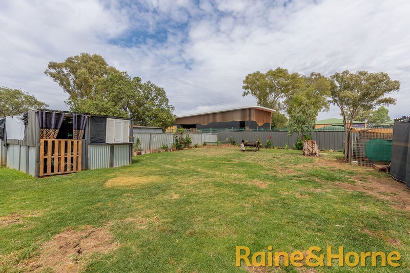 Photo - 15 Alcheringa Street, Dubbo NSW 2830 - Image 7