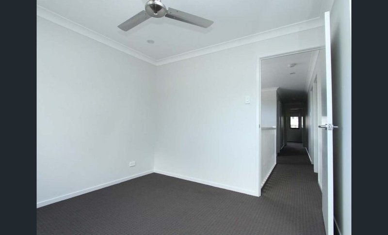 Photo - 15 Aldritt Place, Bridgeman Downs QLD 4035 - Image 7