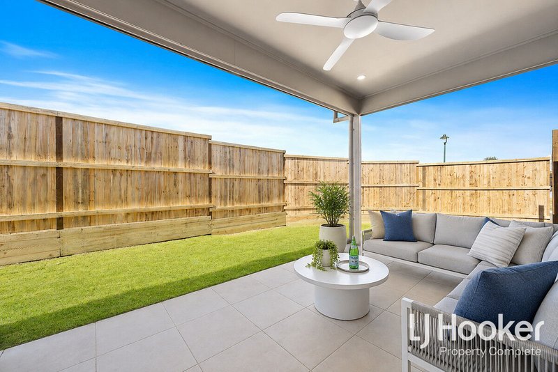 Photo - 1/5 Alexander Place, Gleneagle QLD 4285 - Image 2