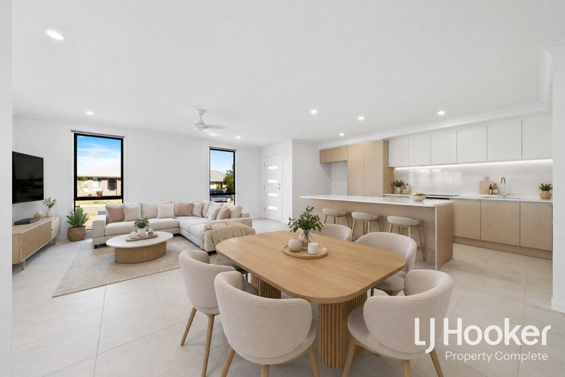 Photo - 1/5 Alexander Place, Gleneagle QLD 4285 - Image 3