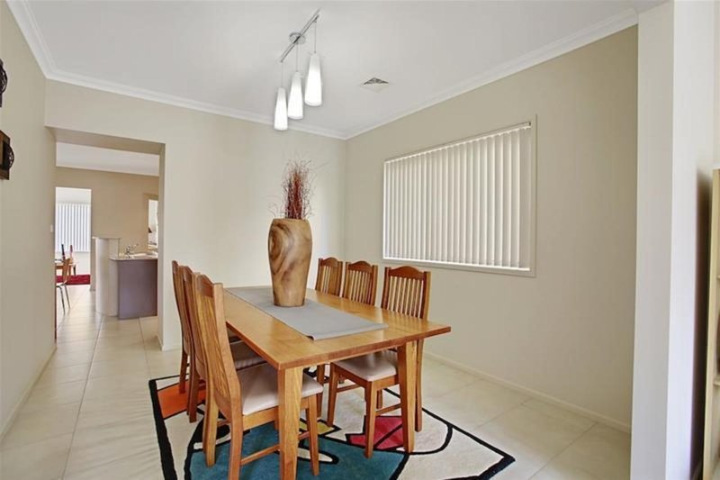 Photo - 15 Alexandra Crescent, Harrington Park NSW 2567 - Image 4