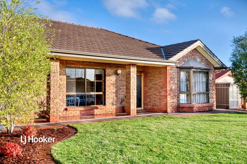 Photo - 15 Alexis Street, Hope Valley SA 5090 - Image 2