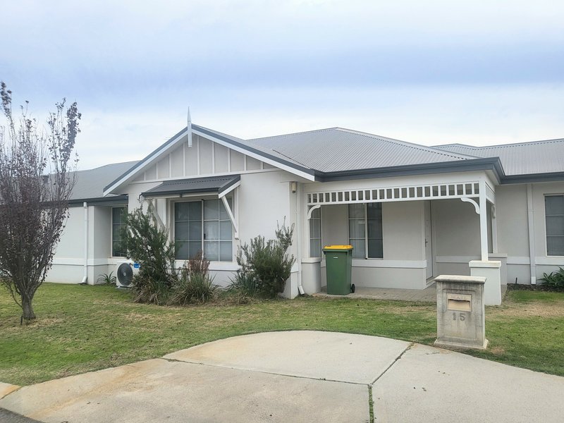 Photo - 15 Allamanda Gate, Helena Valley WA 6056 - Image 1