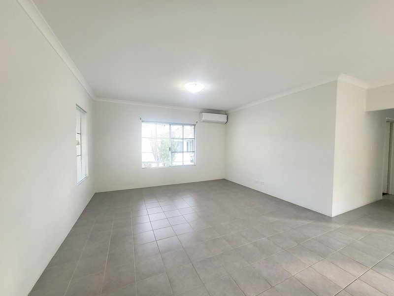 Photo - 15 Allamanda Gate, Helena Valley WA 6056 - Image 5
