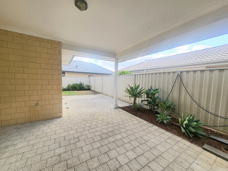 Photo - 15 Allamanda Gate, Helena Valley WA 6056 - Image 15