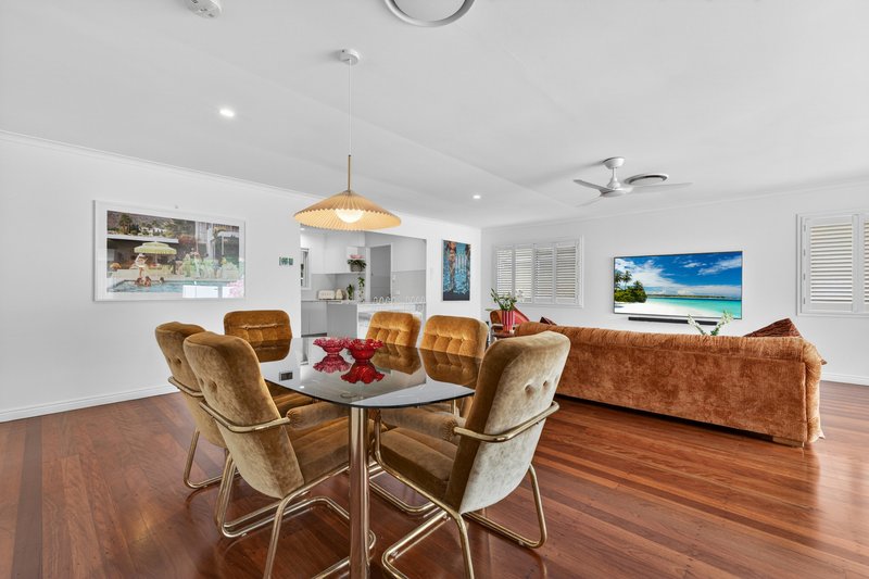 Photo - 15 Allawah Street, Sorrento QLD 4217 - Image 8