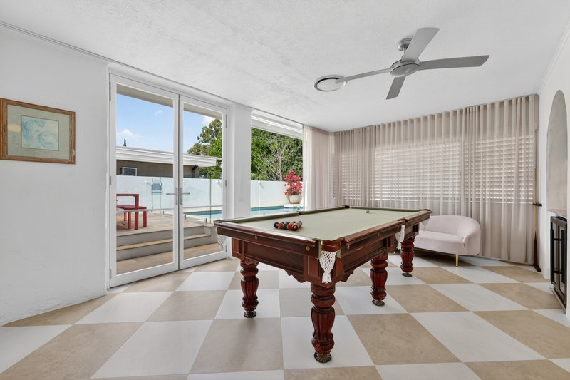 Photo - 15 Allawah Street, Sorrento QLD 4217 - Image 12