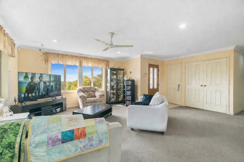 Photo - 15 Allumba Close, Taree NSW 2430 - Image 6
