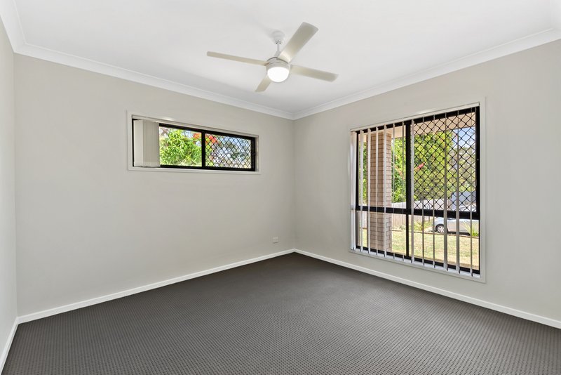 Photo - 1/5 Alpaca Street, Dakabin QLD 4503 - Image 4