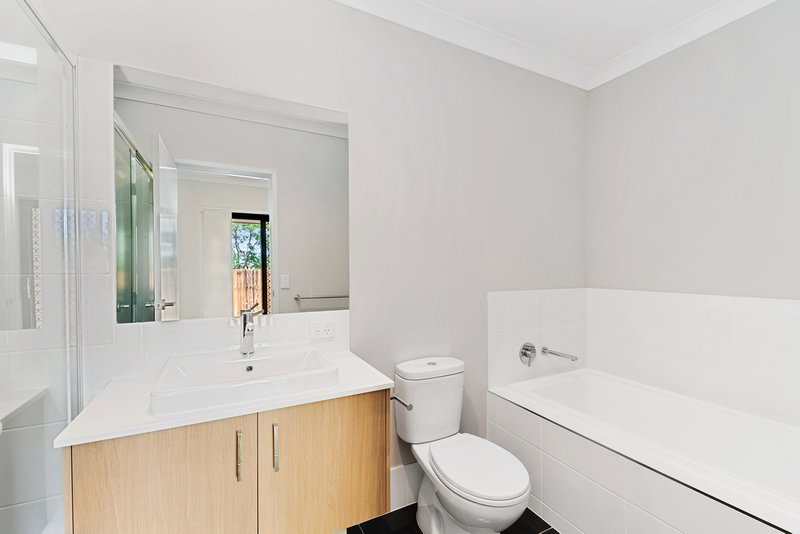 Photo - 1/5 Alpaca Street, Dakabin QLD 4503 - Image 6