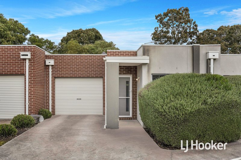 Photo - 15 Alphie Way, Doreen VIC 3754 - Image 1