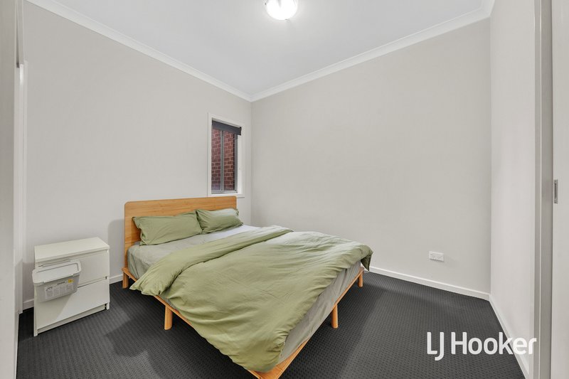 Photo - 15 Alphie Way, Doreen VIC 3754 - Image 8