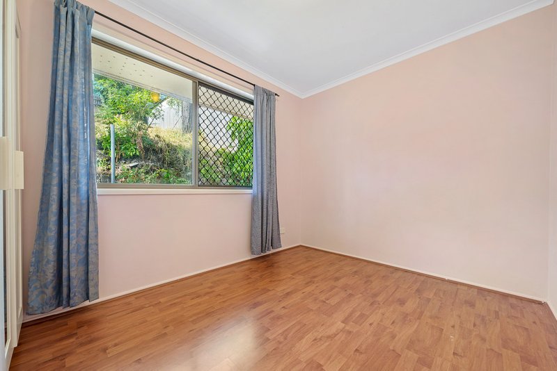 Photo - 15 Amy Drive, Beenleigh QLD 4207 - Image 6