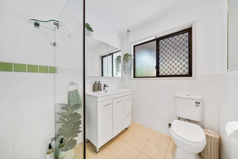 Photo - 15 Amy Drive, Beenleigh QLD 4207 - Image 6