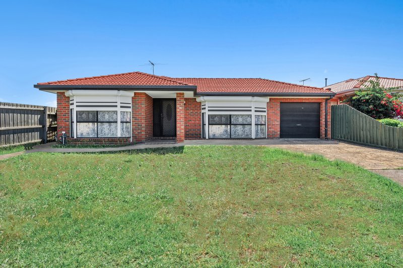 15 Anakie Walk, Delahey VIC 3037