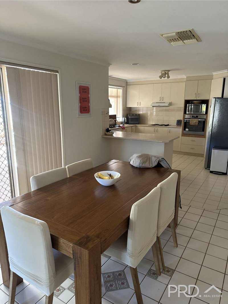 Photo - 15 Andamifi Court, Mildura VIC 3500 - Image 2