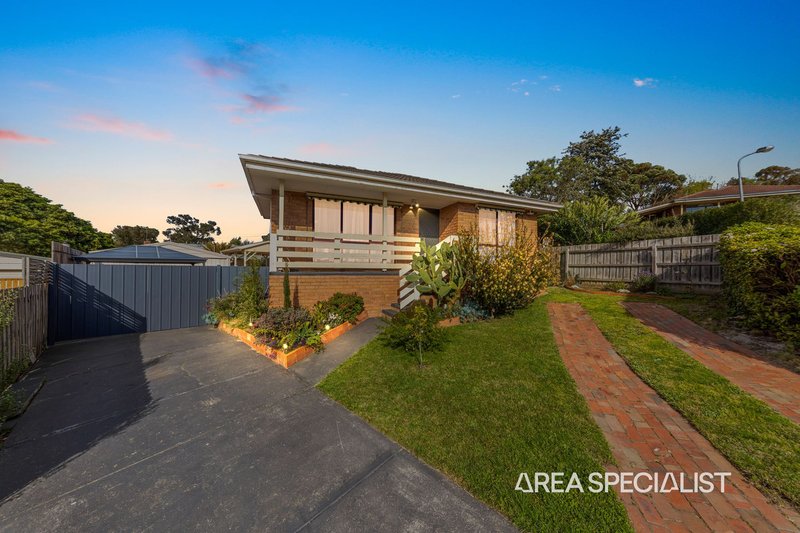 Photo - 15 Angus Court, Pakenham VIC 3810 - Image 2