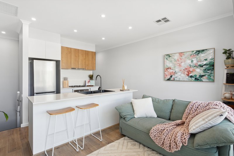 Photo - 15 Angus Lane, Mansfield Park SA 5012 - Image 5