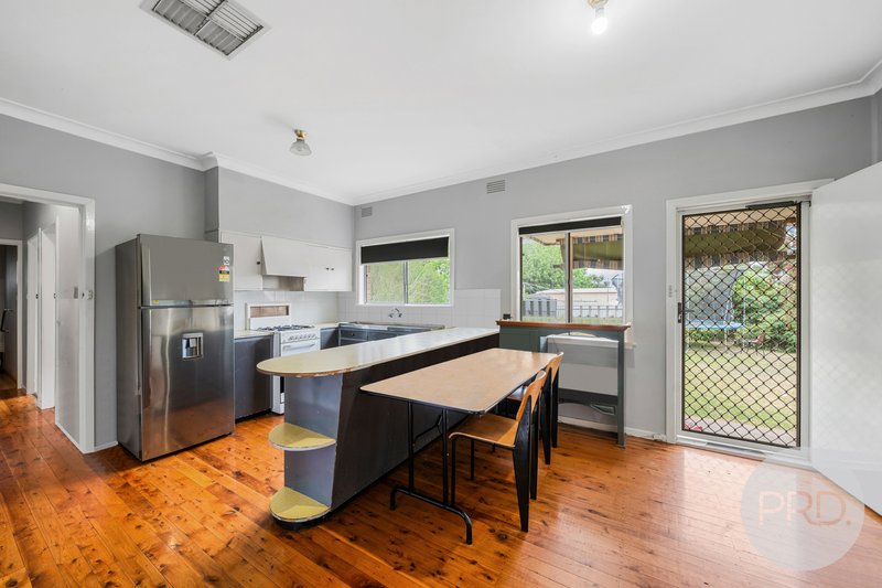 Photo - 15 Anne Street, Tolland NSW 2650 - Image 4