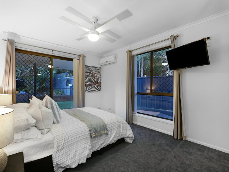 Photo - 15 Anthea Court, Benowa QLD 4217 - Image 10