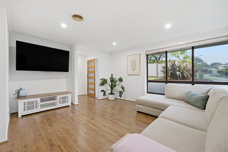 Photo - 1/5 Anthony Drive, Lysterfield VIC 3156 - Image 2