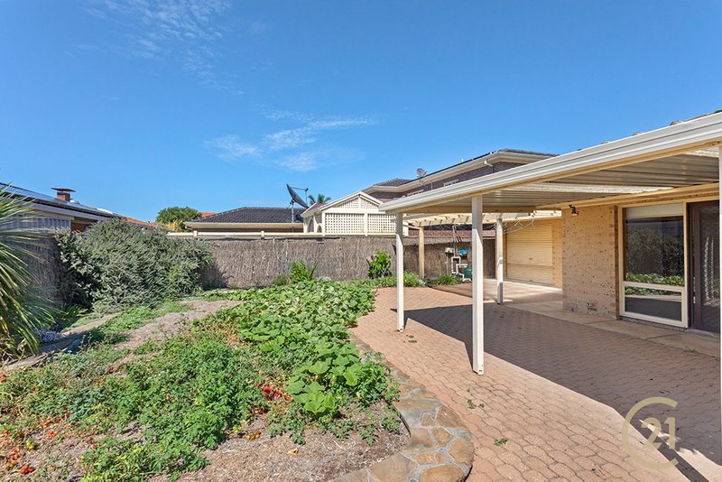 Photo - 15 Antigua Grove, West Lakes SA 5021 - Image 2