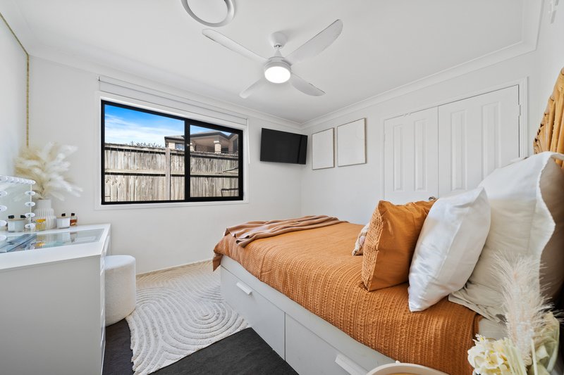 Photo - 15 Argyle Place, Victoria Point QLD 4165 - Image 17