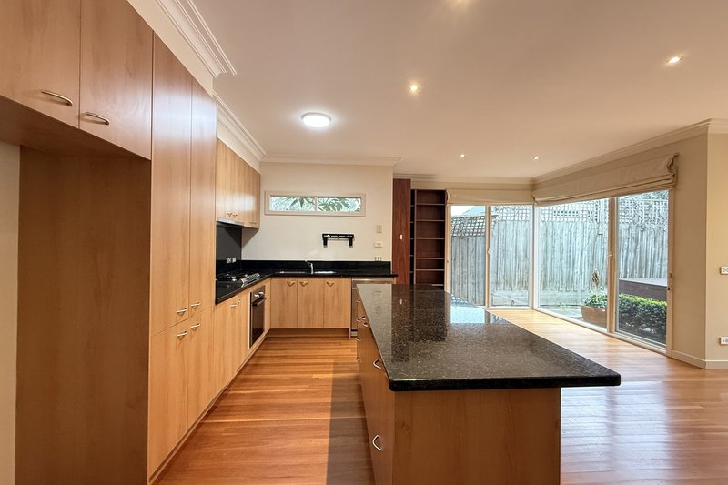 Photo - 15 Argyle Road, Kew VIC 3101 - Image 3