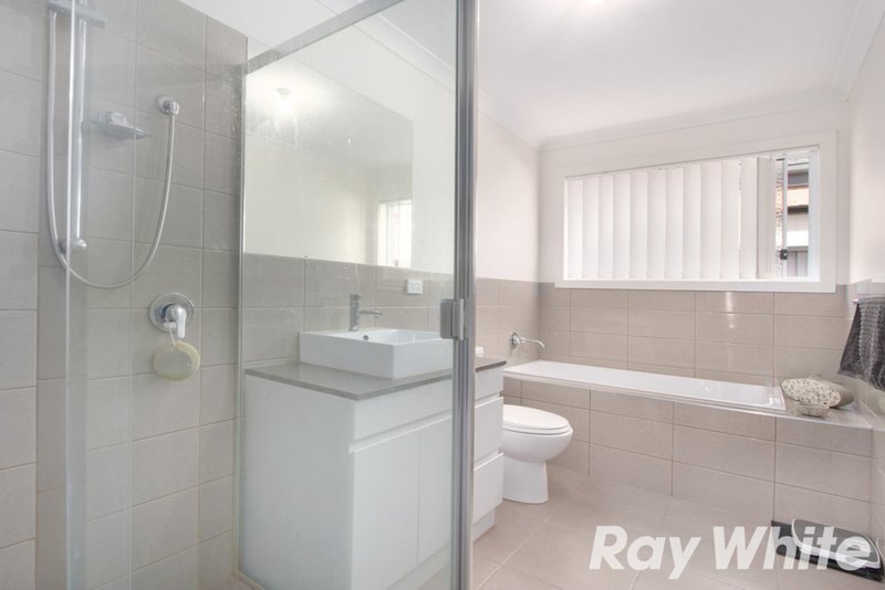 Photo - 15 Arrow Road, Cranbourne East VIC 3977 - Image 10