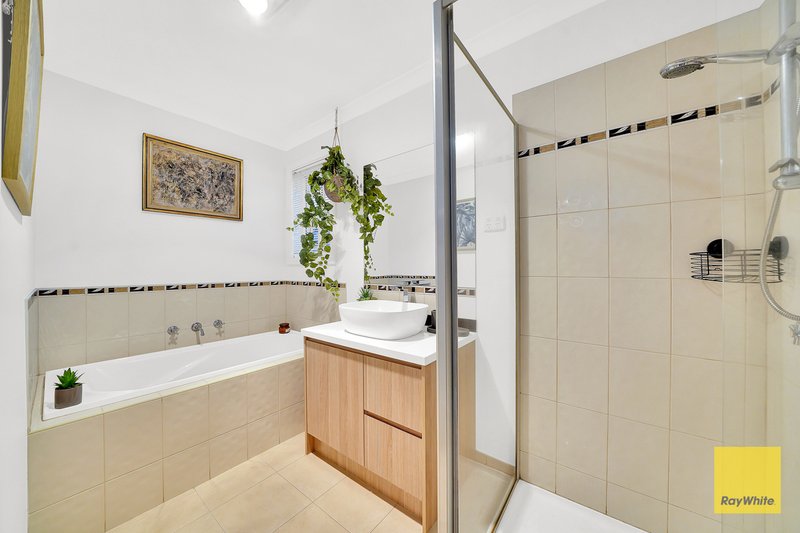 Photo - 15 Arthur Close, Truganina VIC 3029 - Image 9