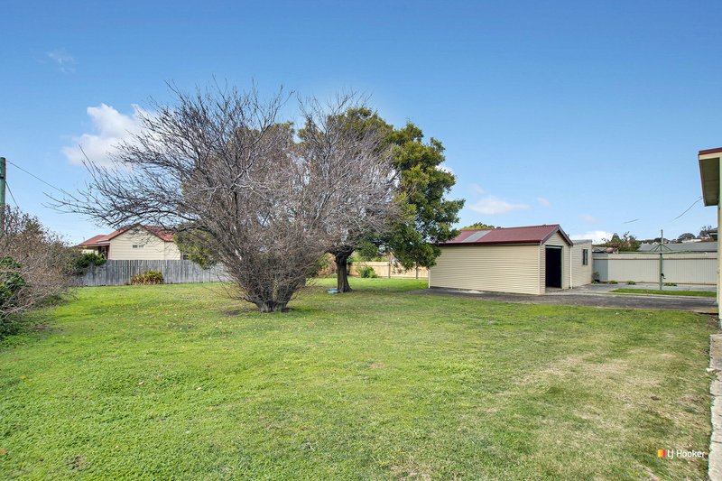 Photo - 15 Arthur Street, Devonport TAS 7310 - Image 9