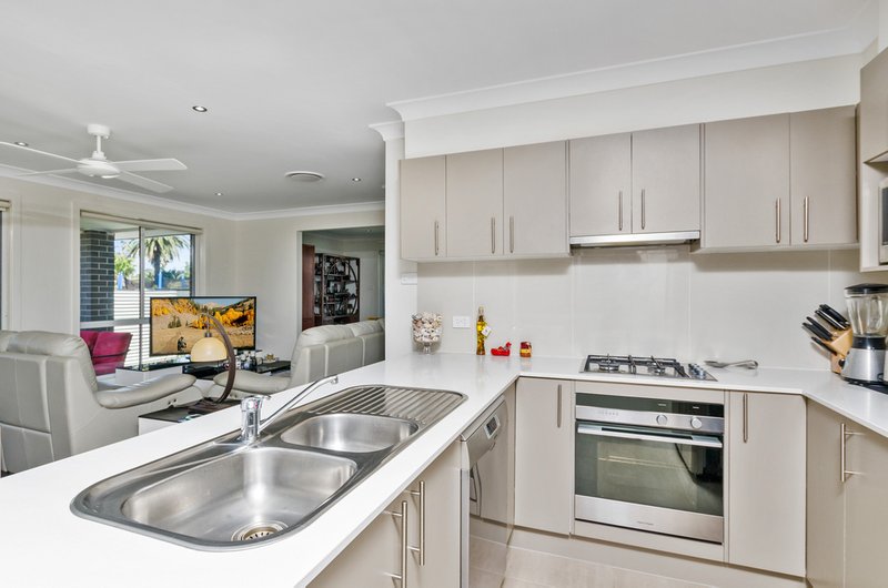 Photo - 15 Arthur Street, Thirroul NSW 2515 - Image 3