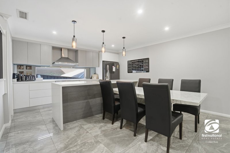 Photo - 15 Ascot Drive, Currans Hill NSW 2567 - Image 4