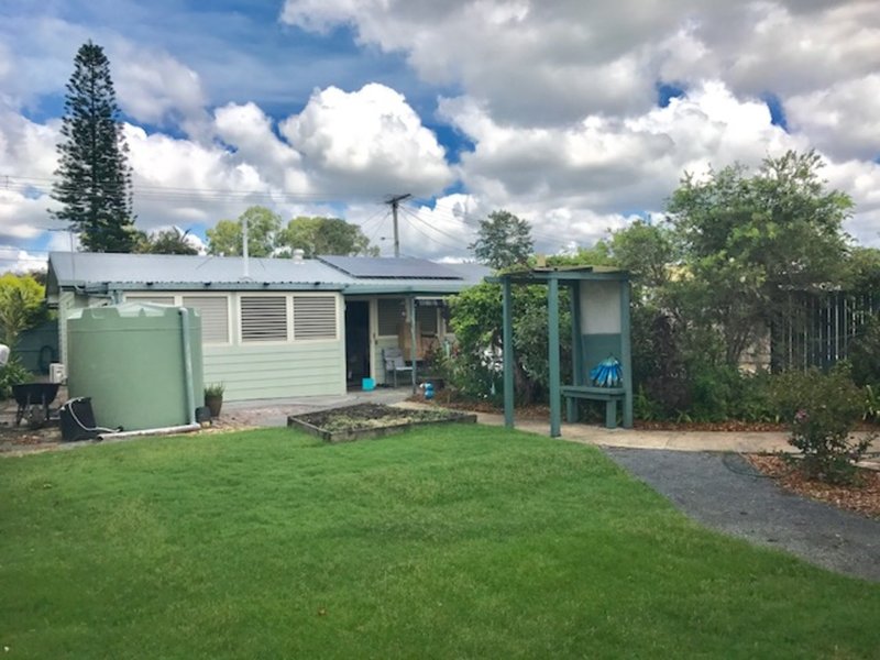 Photo - 15 Ascot Drive, Loganholme QLD 4129 - Image 13