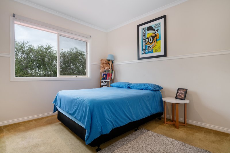 Photo - 15 Ash Grove North, Langwarrin VIC 3910 - Image 15