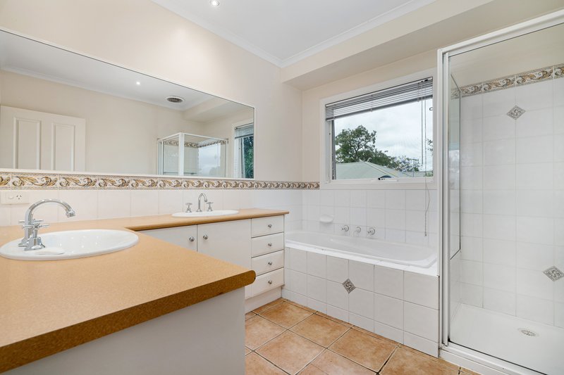Photo - 15 Ash Grove North, Langwarrin VIC 3910 - Image 16