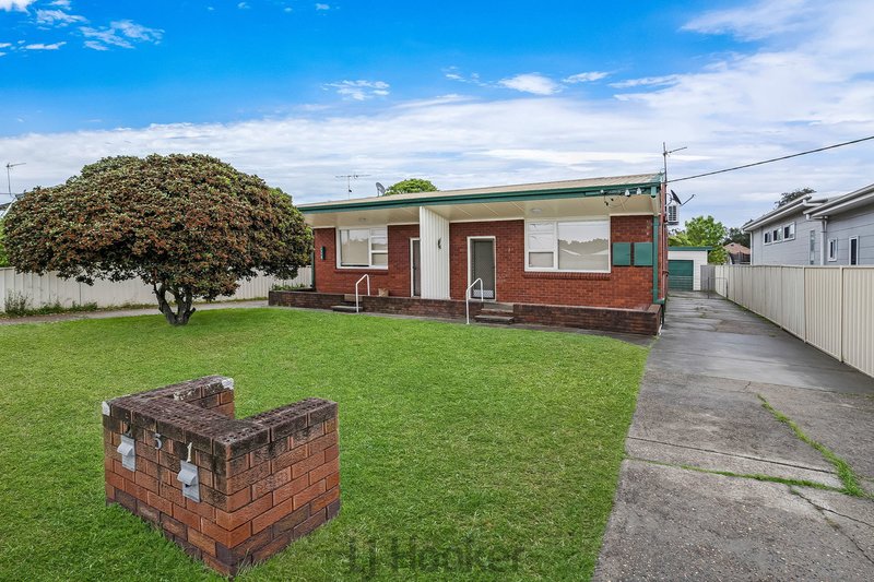 1/5 Ashley Street, Marks Point NSW 2280