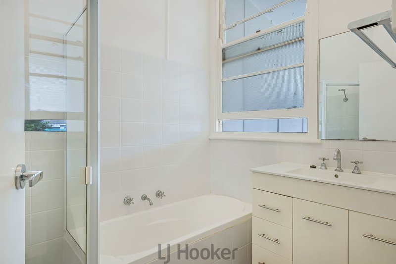 Photo - 1/5 Ashley Street, Marks Point NSW 2280 - Image 11