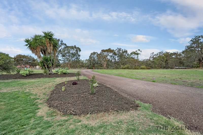 Photo - 15 Ashmere Drive, Bullsbrook WA 6084 - Image 4