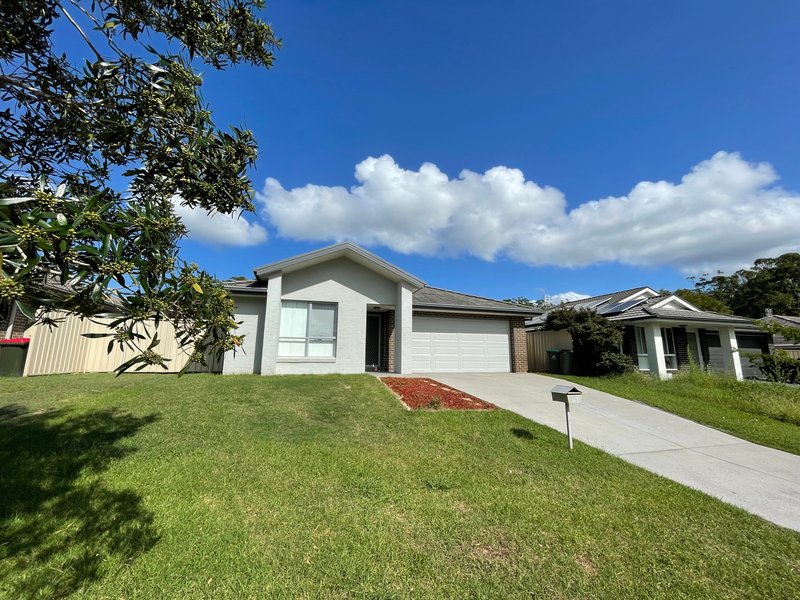 15 Aspen Grove, Morisset NSW 2264